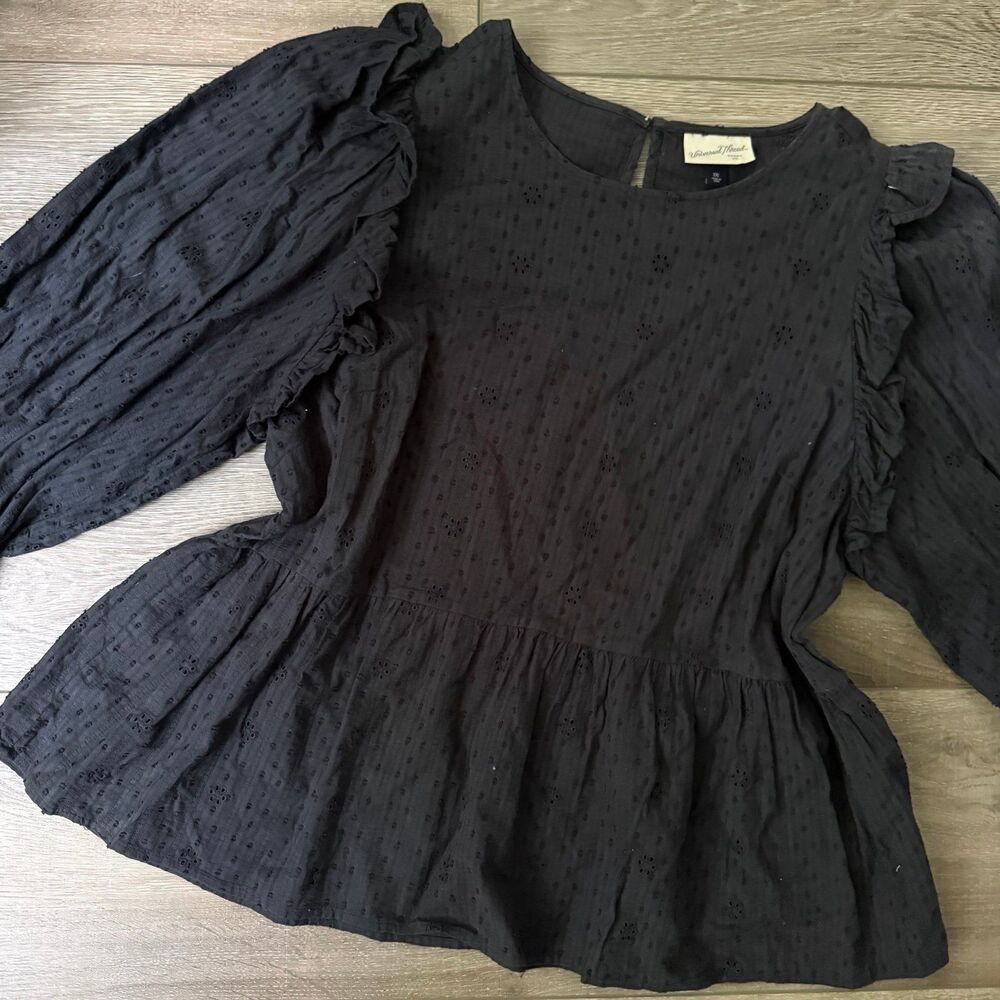 Universal Thread Blouse - Picture 2 of 3